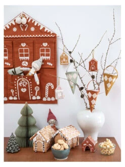 Adventskalender "Gingerbread House" In Hellbraun - (L)68 X (B)48 Cm -Kinderspielzeug fabelab adventskalender gingerbread house in hellbraun l 68 x b 48 cm 2