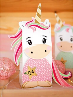 Adventskalender-Set Einhorn - Vorgestanzt - Mit Goldenen Zahlen 10 Adventskalender-Set Einhorn - Vorgestanzt - Mit Goldenen Zahlen -Kinderspielzeug papierdrachen adventskalender set einhorn vorgestanzt mit goldenen zahlen 4