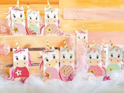 Adventskalender-Set Einhorn - Vorgestanzt - Mit Goldenen Zahlen 11 Adventskalender-Set Einhorn - Vorgestanzt - Mit Goldenen Zahlen -Kinderspielzeug papierdrachen adventskalender set einhorn vorgestanzt mit goldenen zahlen 5